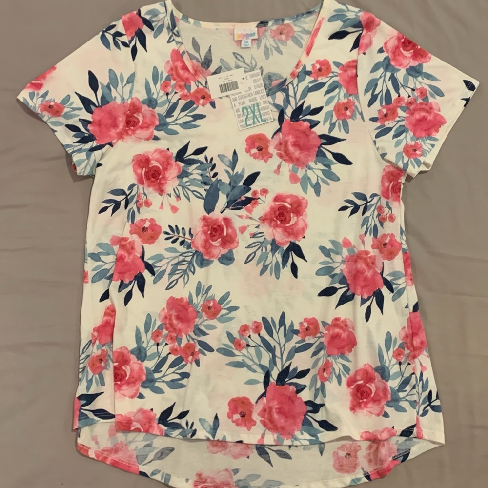 NWT LuLaRoe Classic T - 2XL